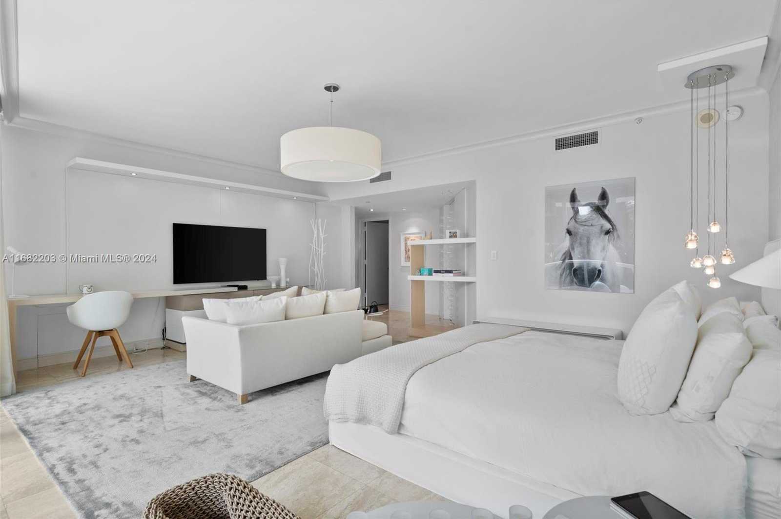 Small Image of 20155 NORTH EAST 38TH CT #604, Aventura Number 3
