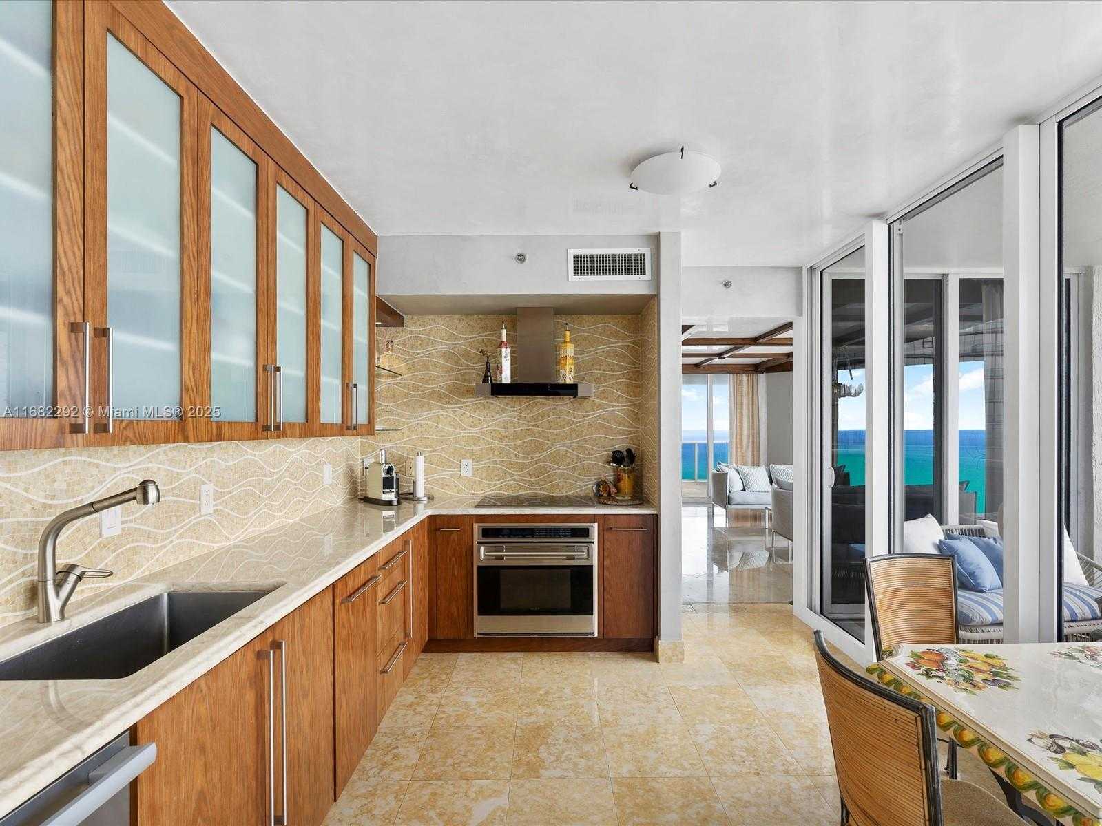 Small Image of 19111 COLLINS AVE #2908, Sunny Isles Beach Number 4