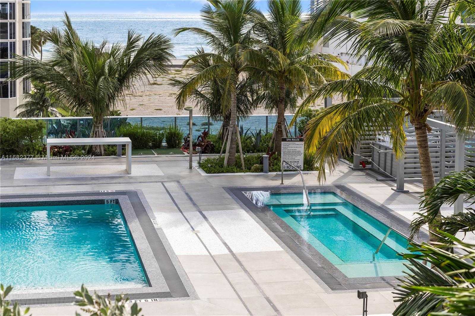 Small Image of 17550 Collins Ave, Sunny Isles Beach, FL 33160, USA Number 12