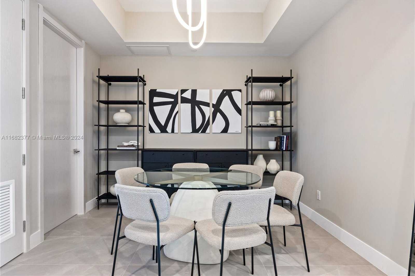 Small Image of 17550 Collins Ave, Sunny Isles Beach, FL 33160, USA Number 15