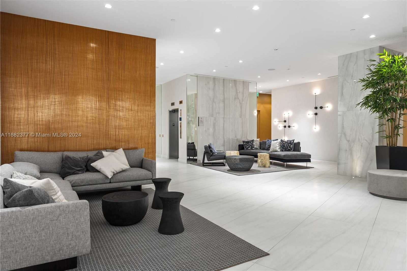 Small Image of 17550 Collins Ave, Sunny Isles Beach, FL 33160, USA Number 5