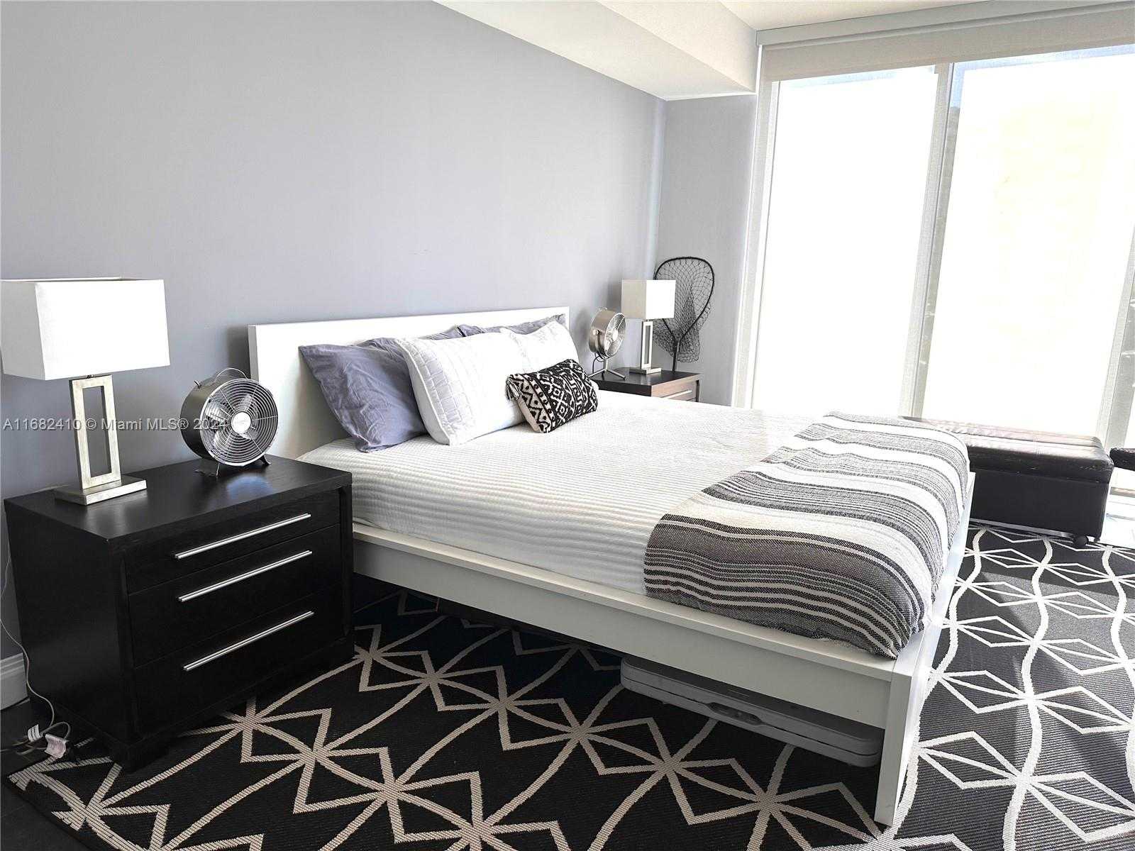 Small Image of 1800 SOUTH OCEAN DR #508, Hallandale Beach Number 11