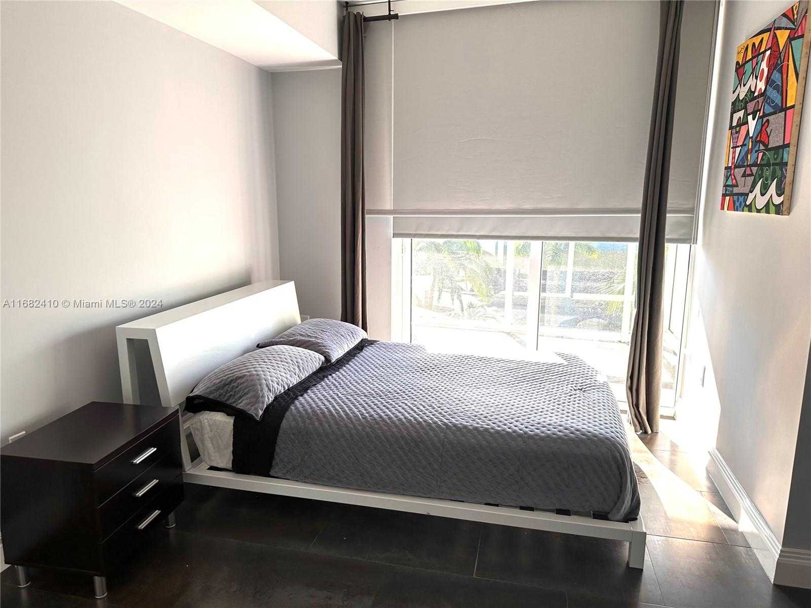 Small Image of 1800 SOUTH OCEAN DR #508, Hallandale Beach Number 19