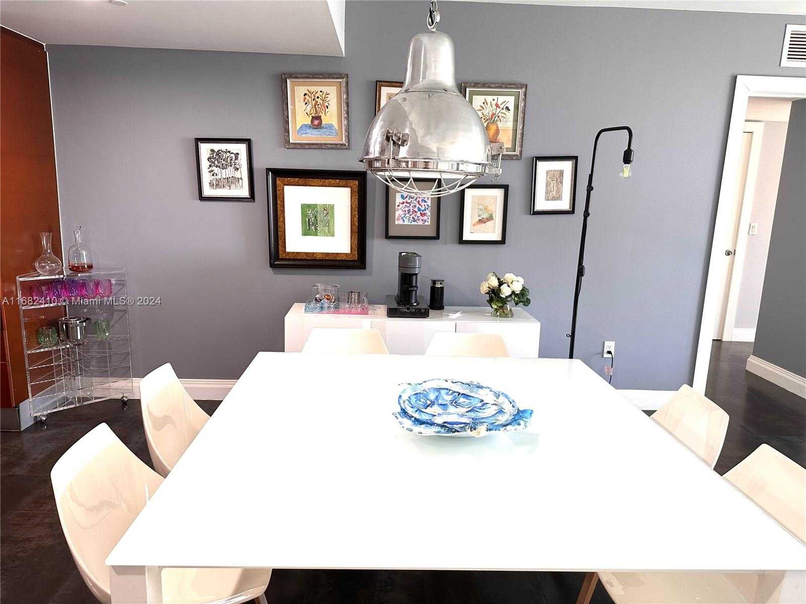 Small Image of 1800 SOUTH OCEAN DR #508, Hallandale Beach Number 4