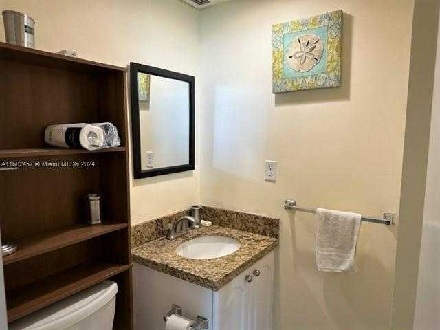 Small Image of 4001 SOUTH OCEAN DR #9L, Hollywood Number 11