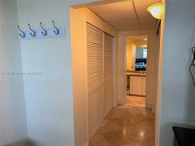 Small Image of 4001 SOUTH OCEAN DR #9L, Hollywood Number 13