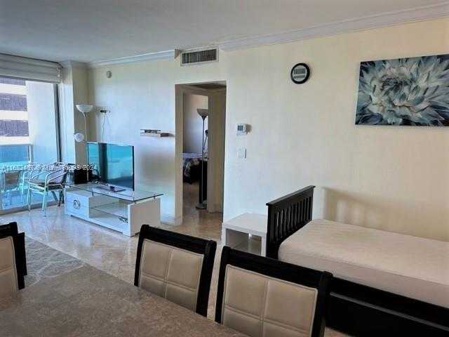 Small Image of 4001 SOUTH OCEAN DR #9L, Hollywood Number 3