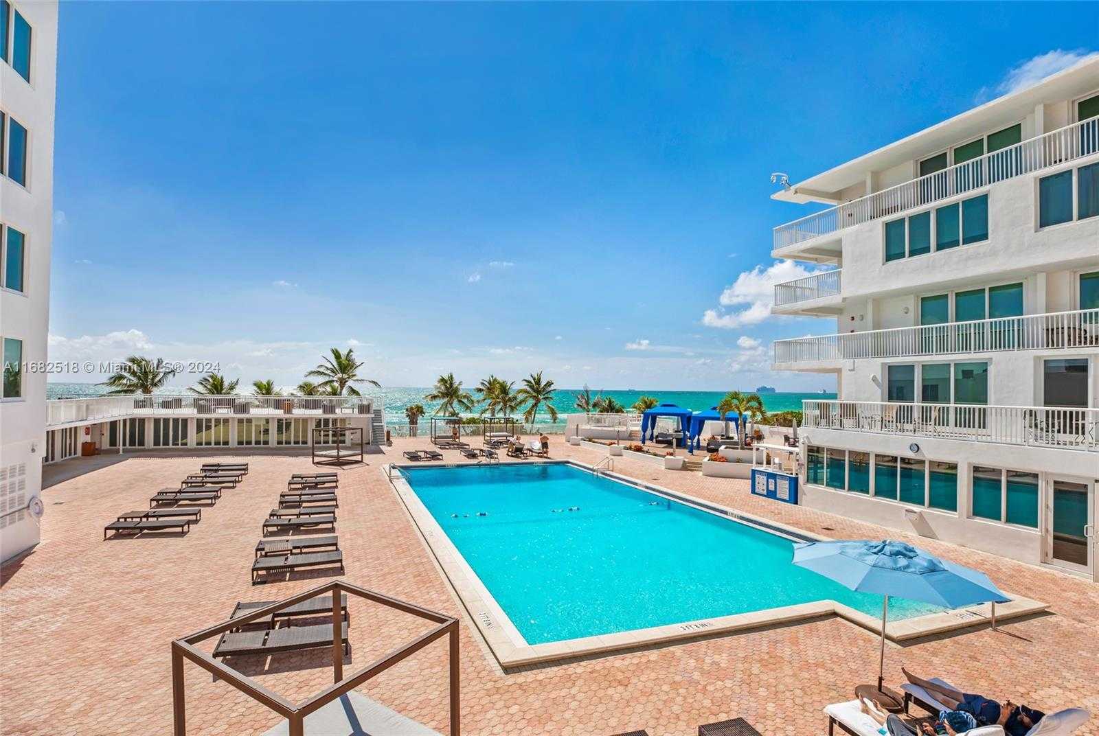 Small Image of 5401 Collins Ave, Miami Beach, FL 33140, USA Number 21