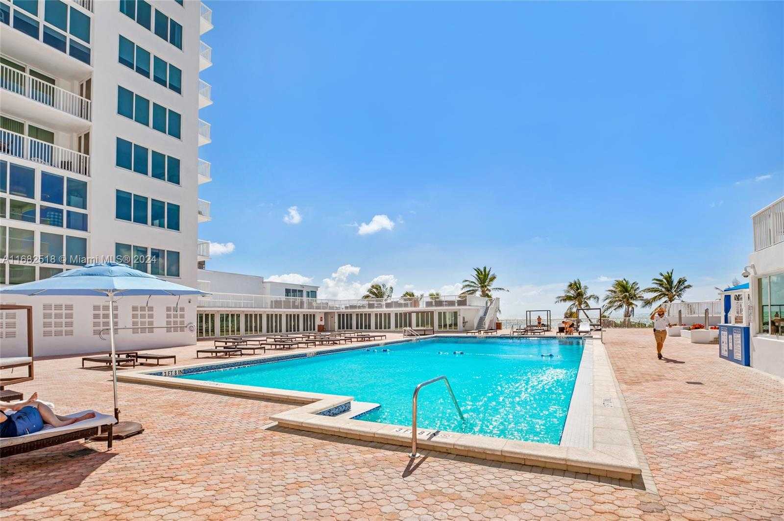 Small Image of 5401 Collins Ave, Miami Beach, FL 33140, USA Number 22