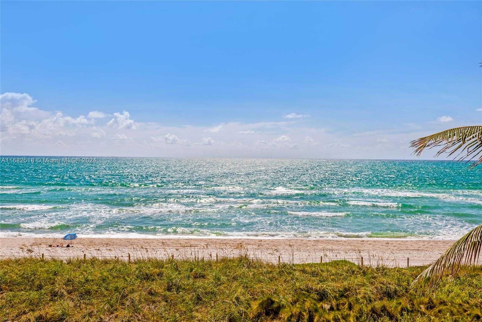 Small Image of 5401 Collins Ave, Miami Beach, FL 33140, USA Number 27