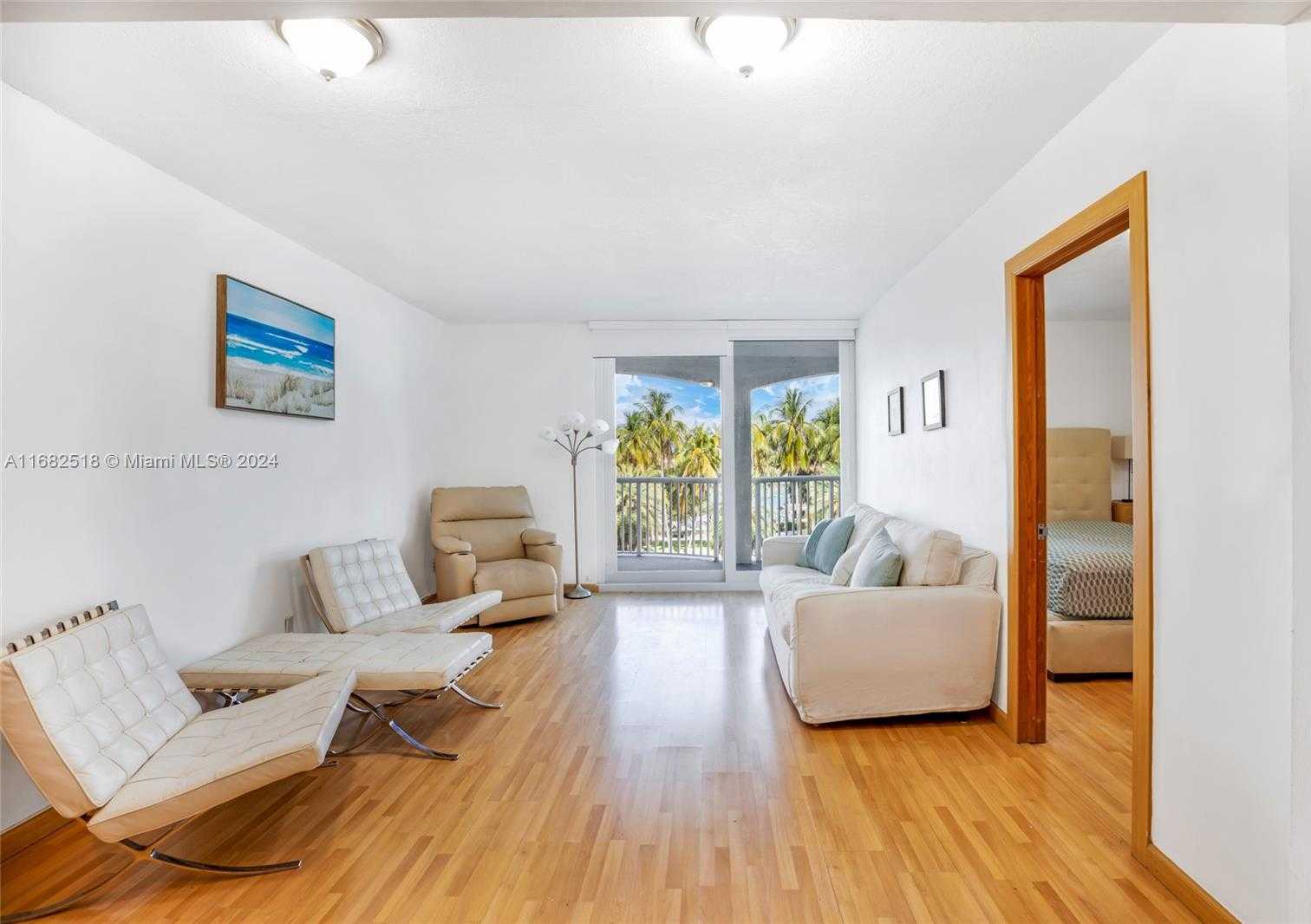 Small Image of 5401 Collins Ave, Miami Beach, FL 33140, USA Number 6