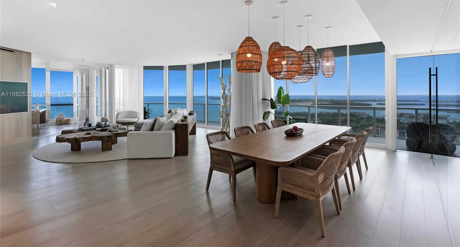 Small Image of 100 SOUTH POINTE DR #3803, Miami Beach Number 3