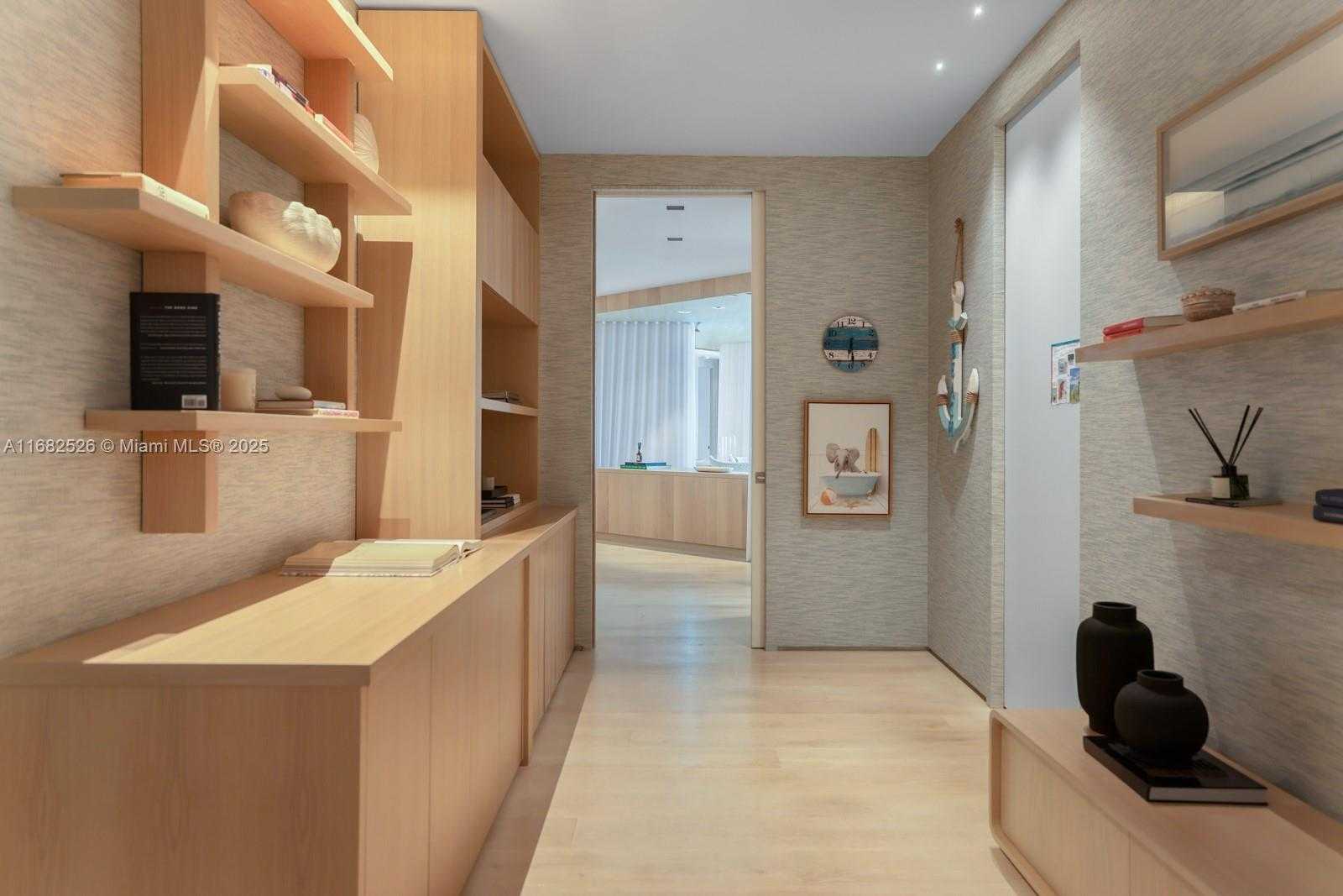 Small Image of 100 SOUTH POINTE DR #3803, Miami Beach Number 33