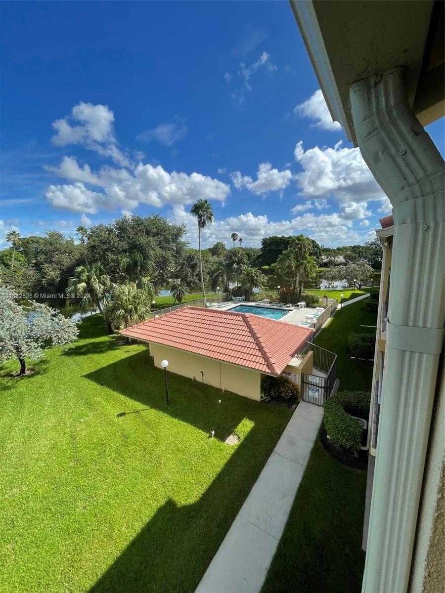 Small Image of 11453 NORTH WEST 39TH CT #308-2, Coral Springs Number 12