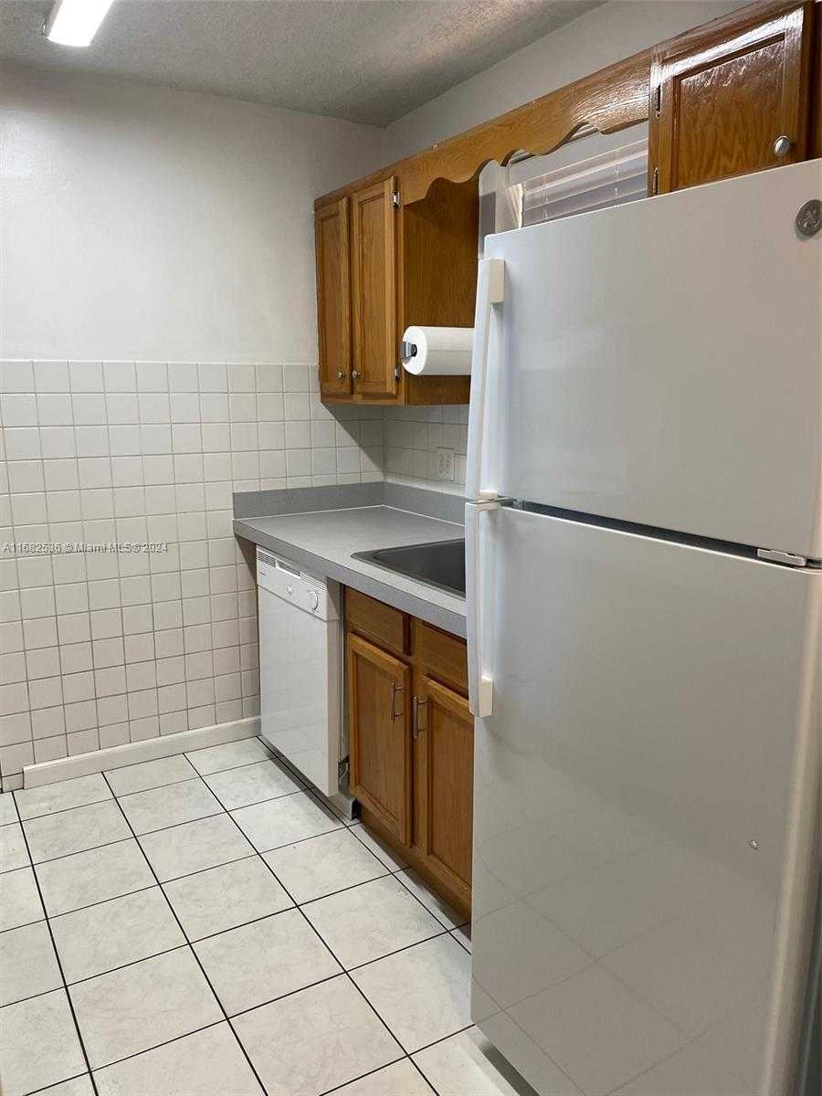 Small Image of 11453 NORTH WEST 39TH CT #308-2, Coral Springs Number 5