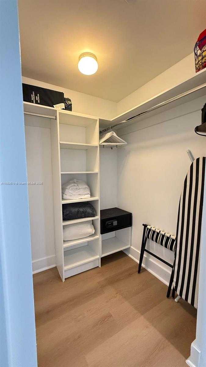 Small Image of 4111 SOUTH OCEAN DR #2712, Hollywood Number 19