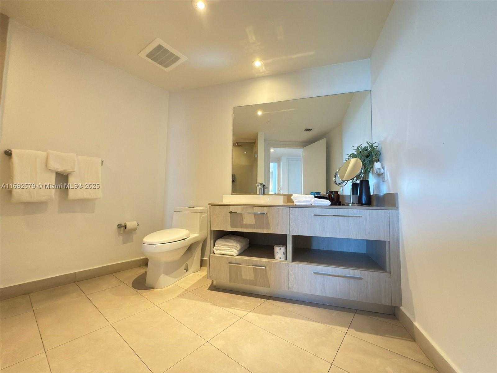 Small Image of 4111 SOUTH OCEAN DR #2712, Hollywood Number 34