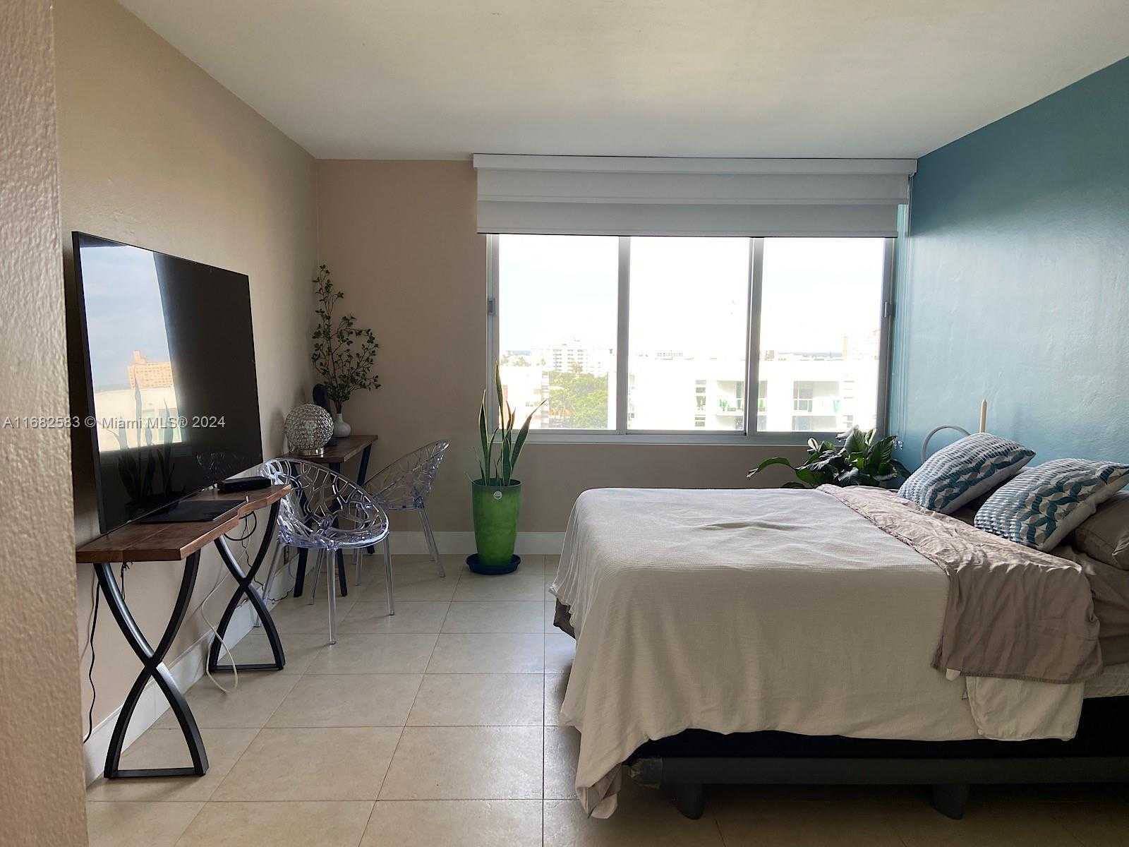 Small Image of 1000 WEST AVE #910, Miami Beach Number 12