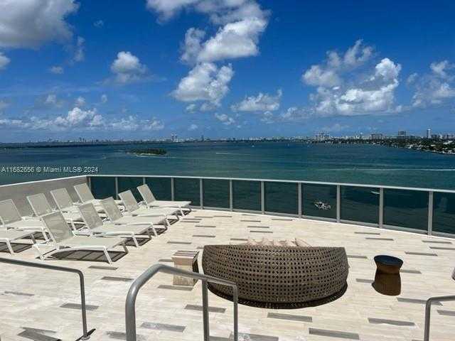 Small Image of 488 NE 18th St, Miami, FL 33132, USA Number 28