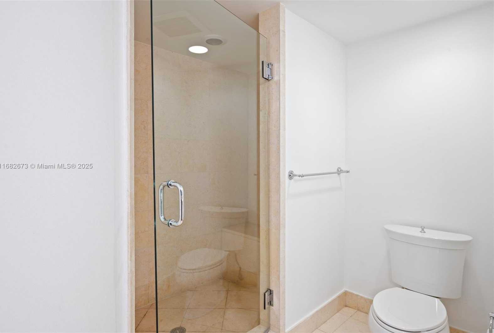 Small Image of 20000 EAST COUNTRY CLUB DR #314, Aventura Number 18