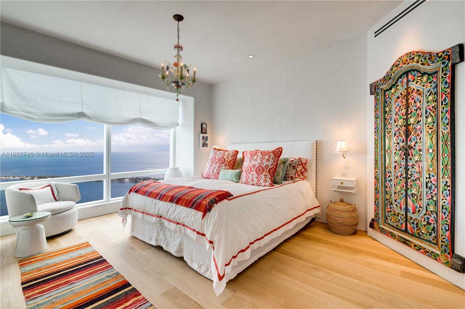 Small Image of 1425 BRICKELL AVE #55F, Miami Number 14
