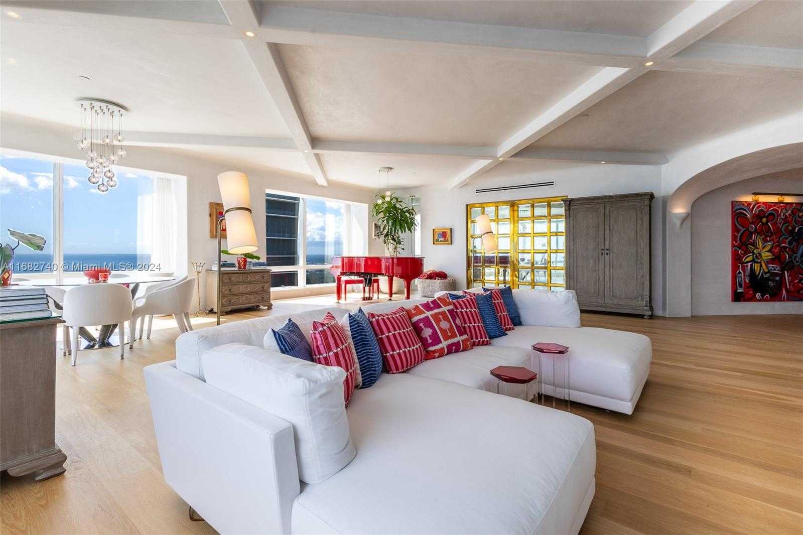Small Image of 1425 BRICKELL AVE #55F, Miami Number 23
