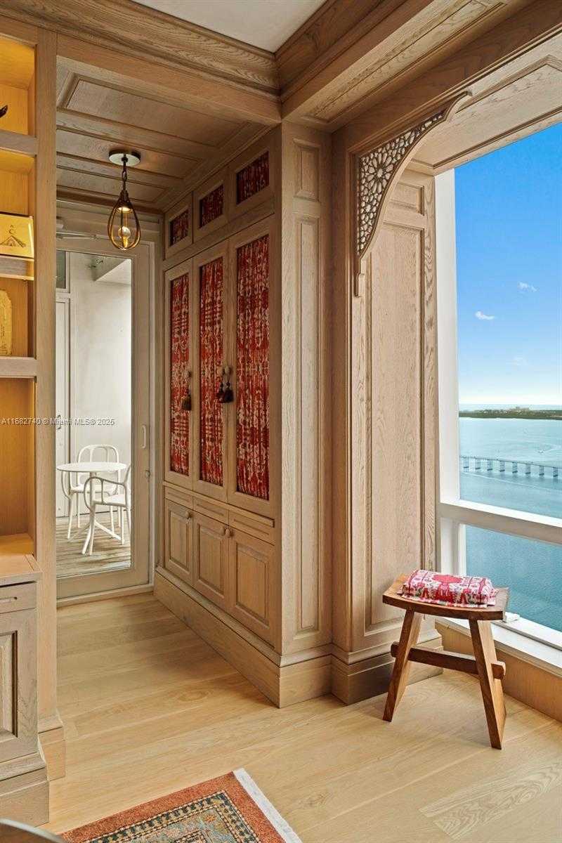 Small Image of 1425 BRICKELL AVE #55F, Miami Number 25