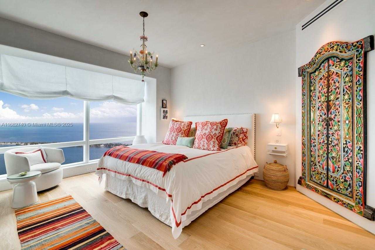 Small Image of 1425 BRICKELL AVE #55F, Miami Number 28