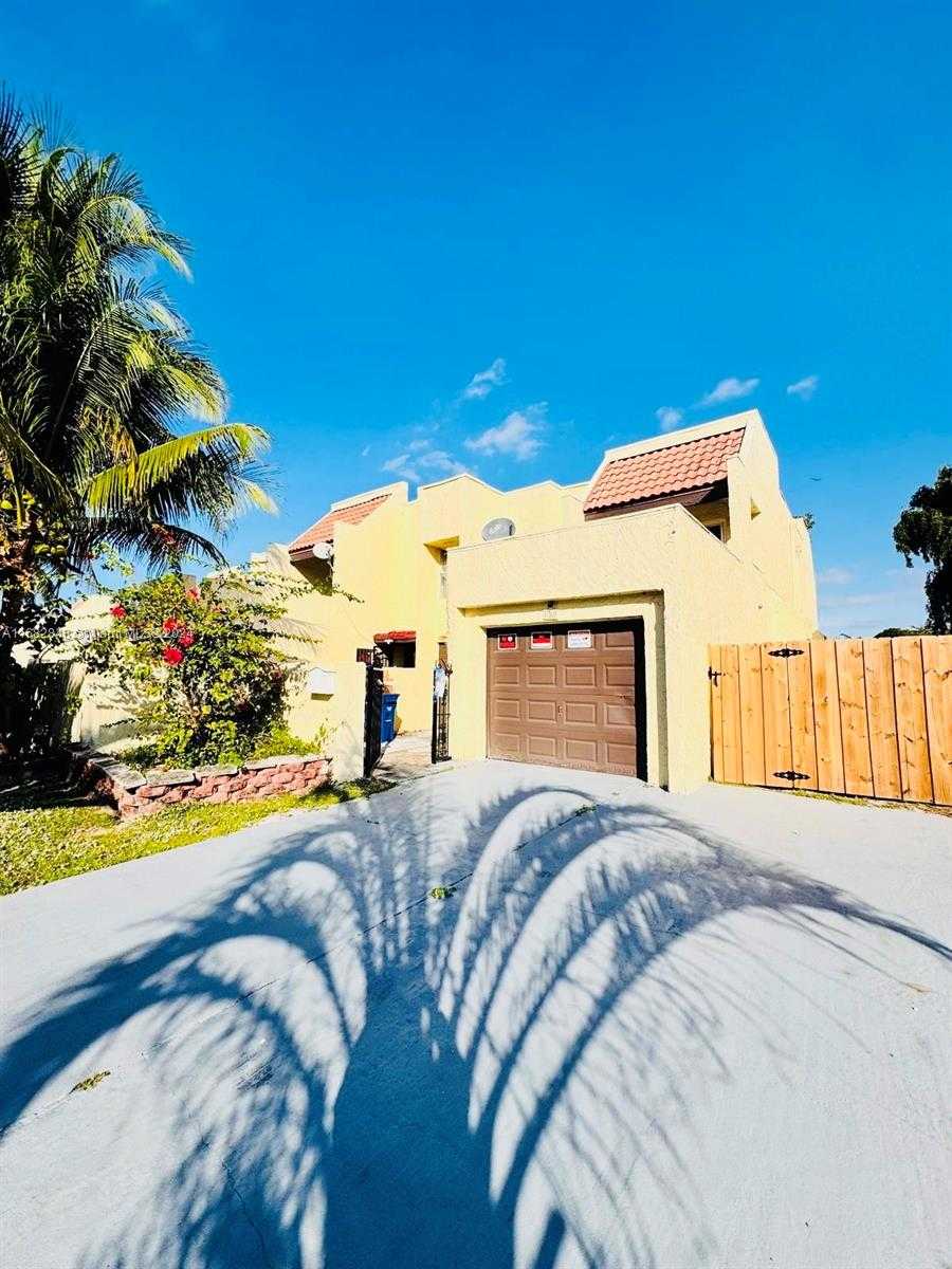 Small Image of 1760 NORTH WEST 58TH AVE #7, Lauderhill Number 28