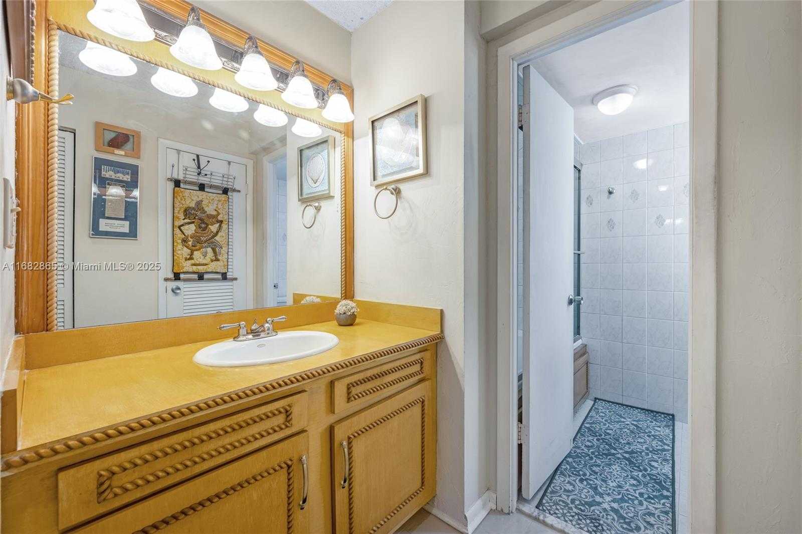 Small Image of 1400 SOUTH OCEAN DR #1202, Hollywood Number 23