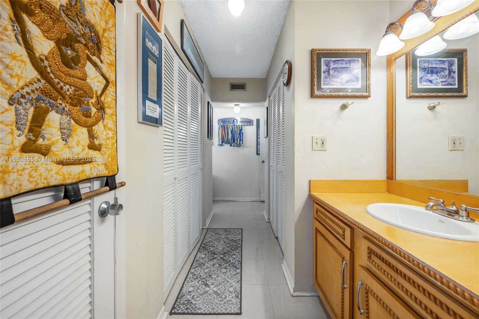Small Image of 1400 SOUTH OCEAN DR #1202, Hollywood Number 25