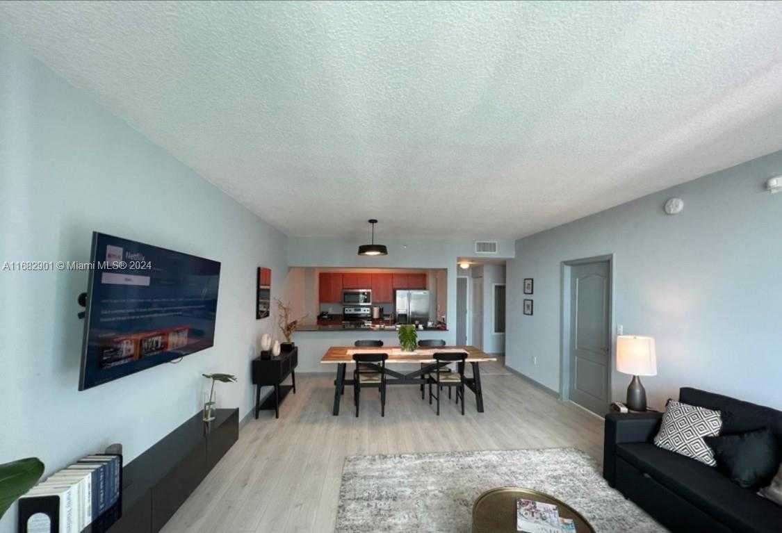Small Image of 1200 BRICKELL BAY DR #PH4204, Miami Number 16