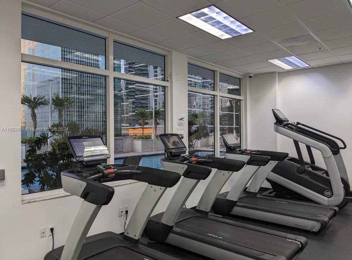 Small Image of 1200 BRICKELL BAY DR #PH4204, Miami Number 30