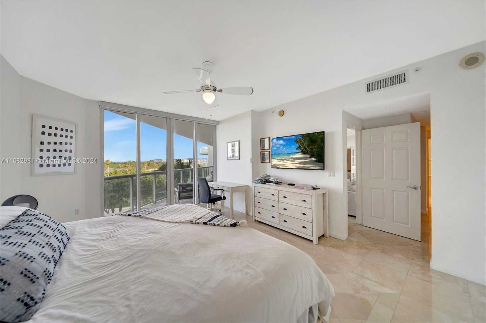 Small Image of 6051 NORTH OCEAN DR #503, Hollywood Number 18