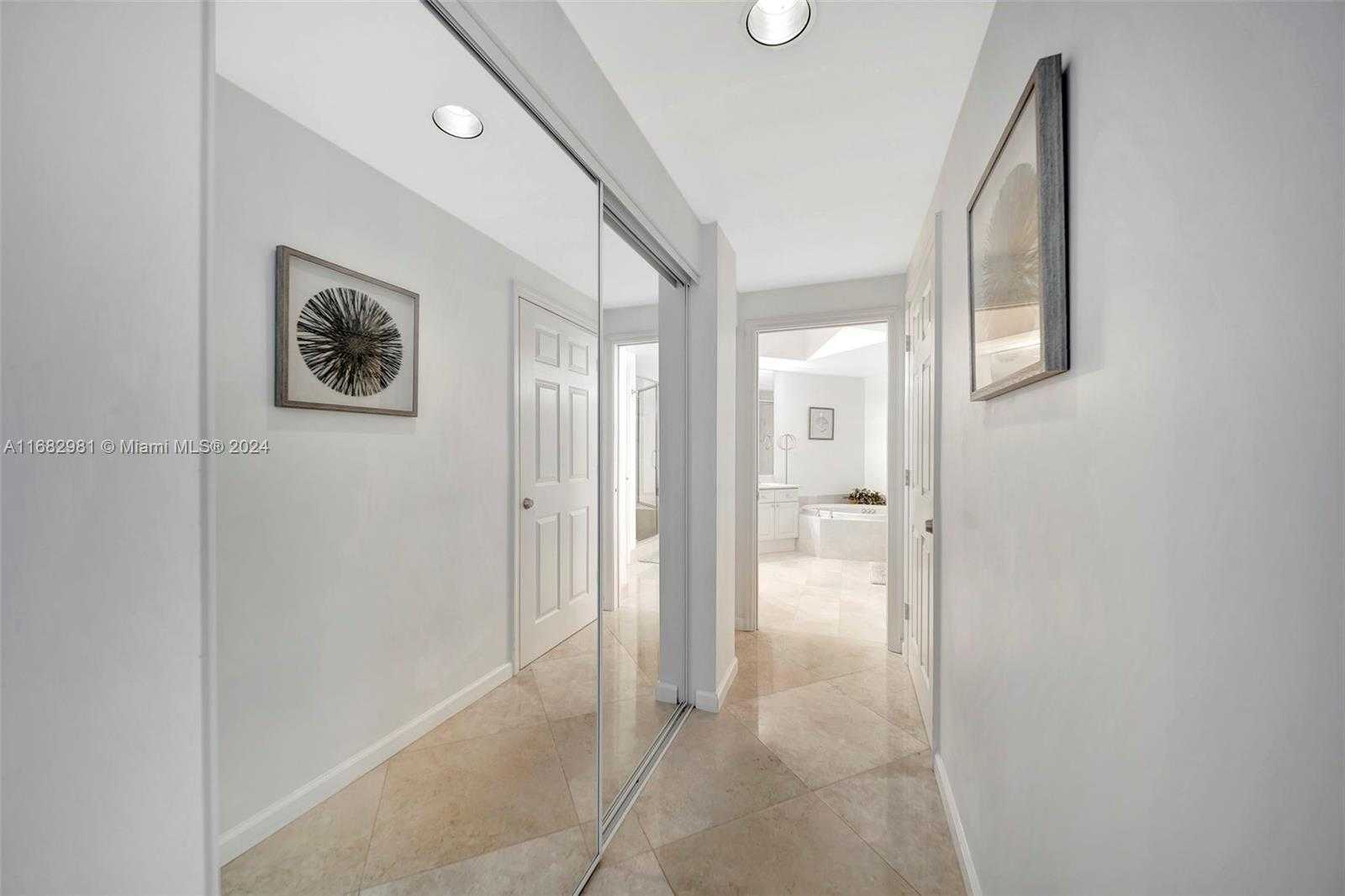 Small Image of 6051 NORTH OCEAN DR #503, Hollywood Number 20