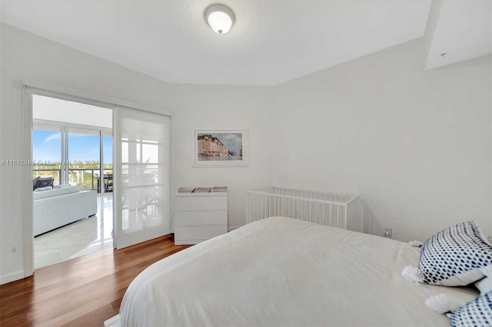 Small Image of 6051 NORTH OCEAN DR #503, Hollywood Number 26
