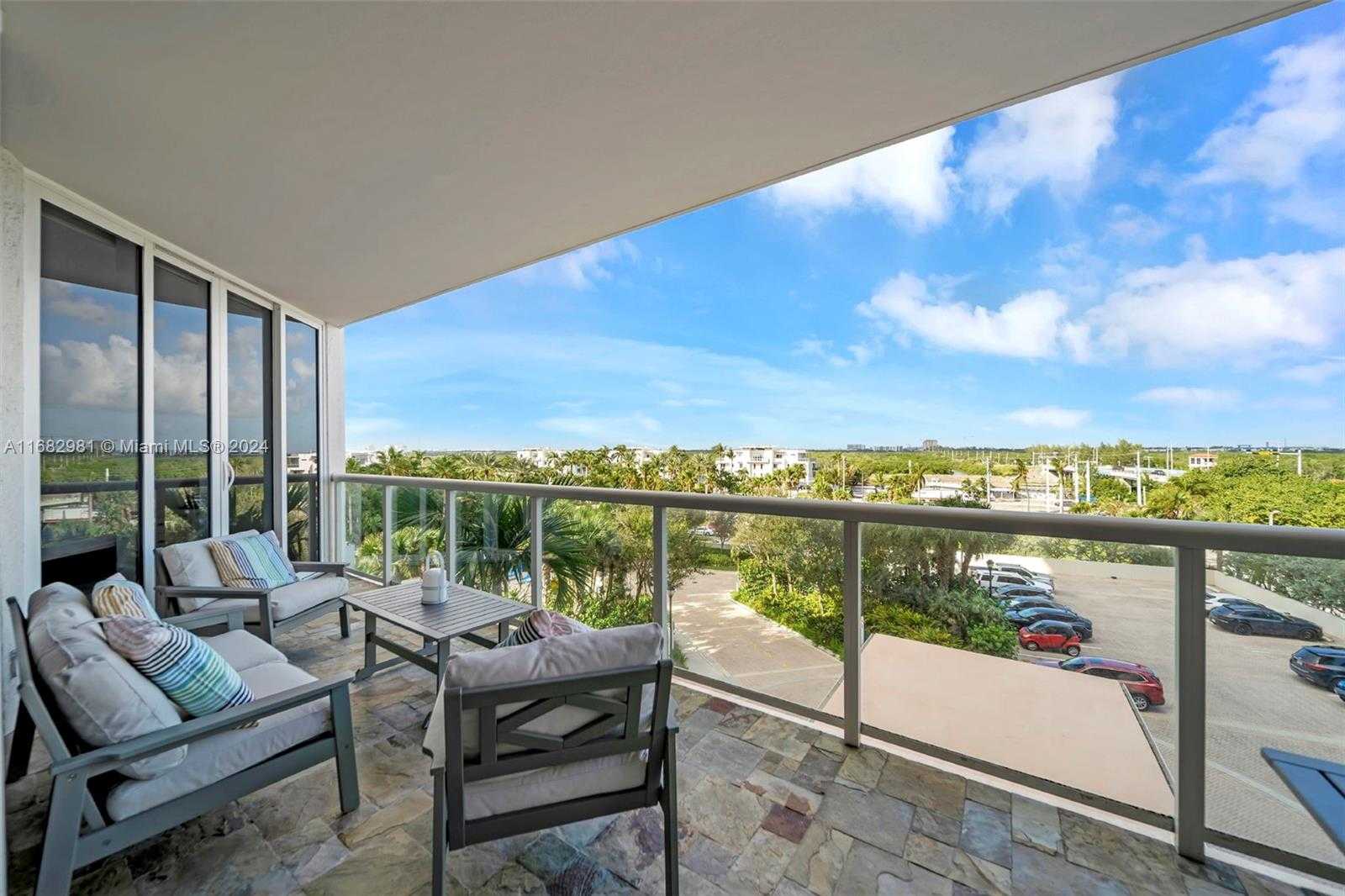 Small Image of 6051 NORTH OCEAN DR #503, Hollywood Number 29