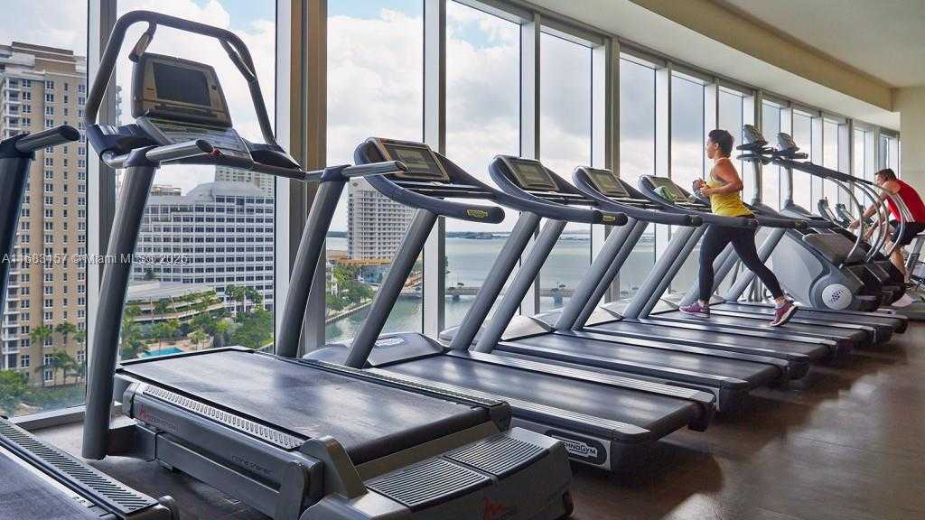 Small Image of 485 BRICKELL AVE #3906, Miami Number 15