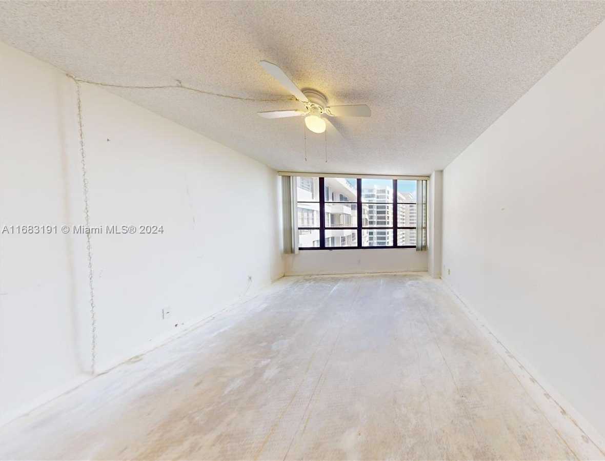 Small Image of 600 THREE ISLANDS BLVD #1716, Hallandale Beach Number 22