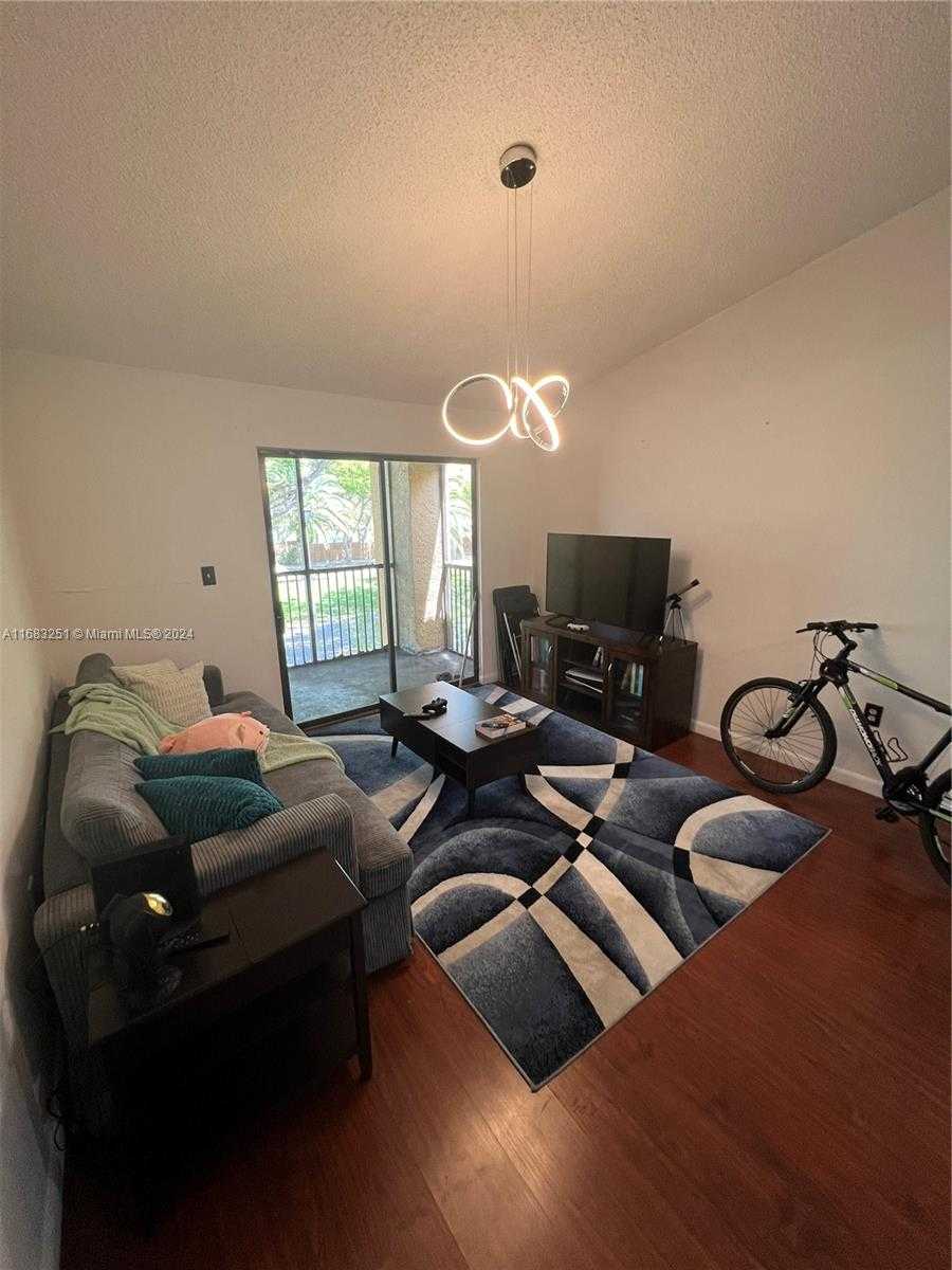 Small Image of 15551 SOUTH WEST 104TH TER #828, Miami Number 11