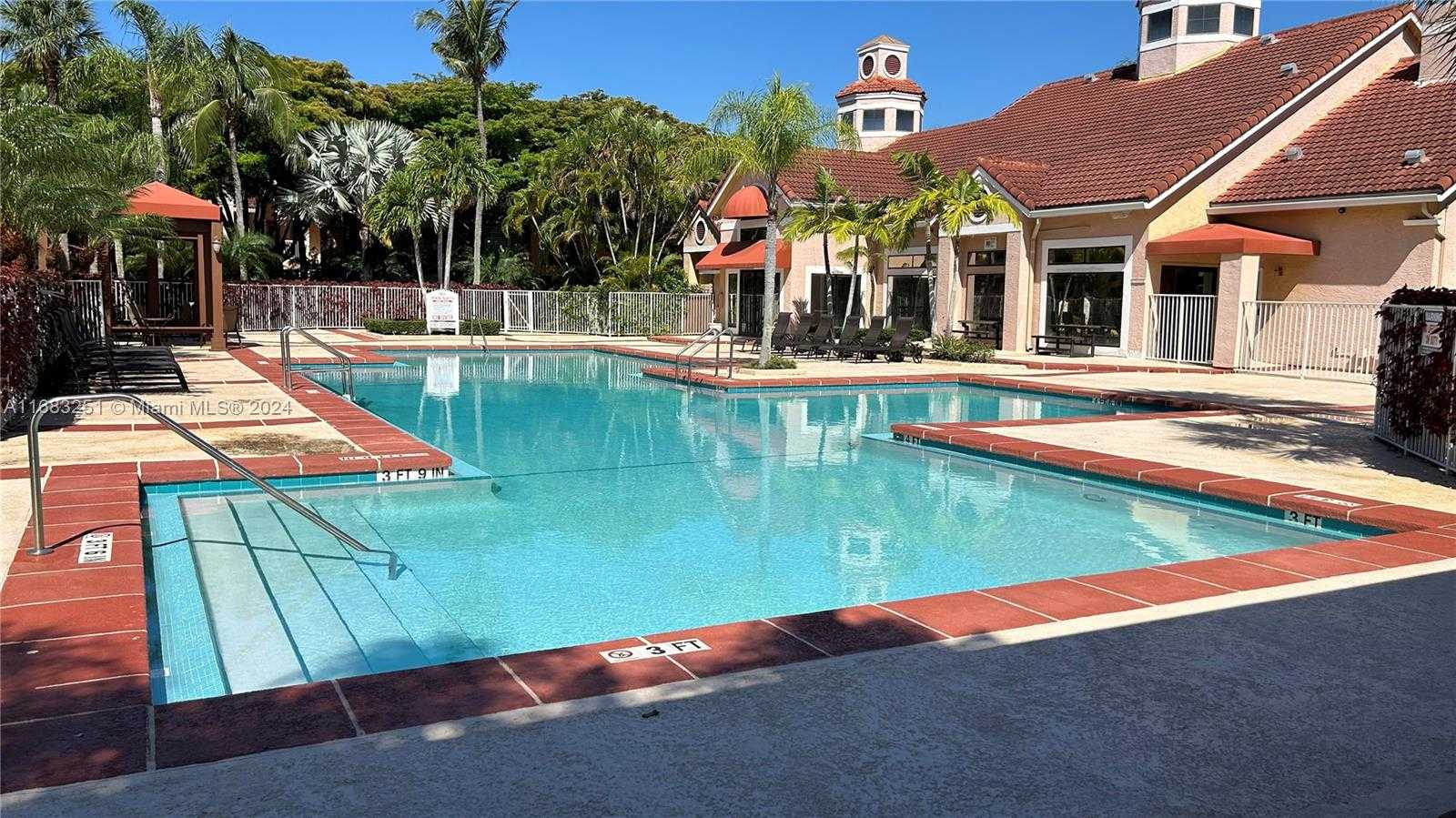 Small Image of 15551 SOUTH WEST 104TH TER #828, Miami Number 2