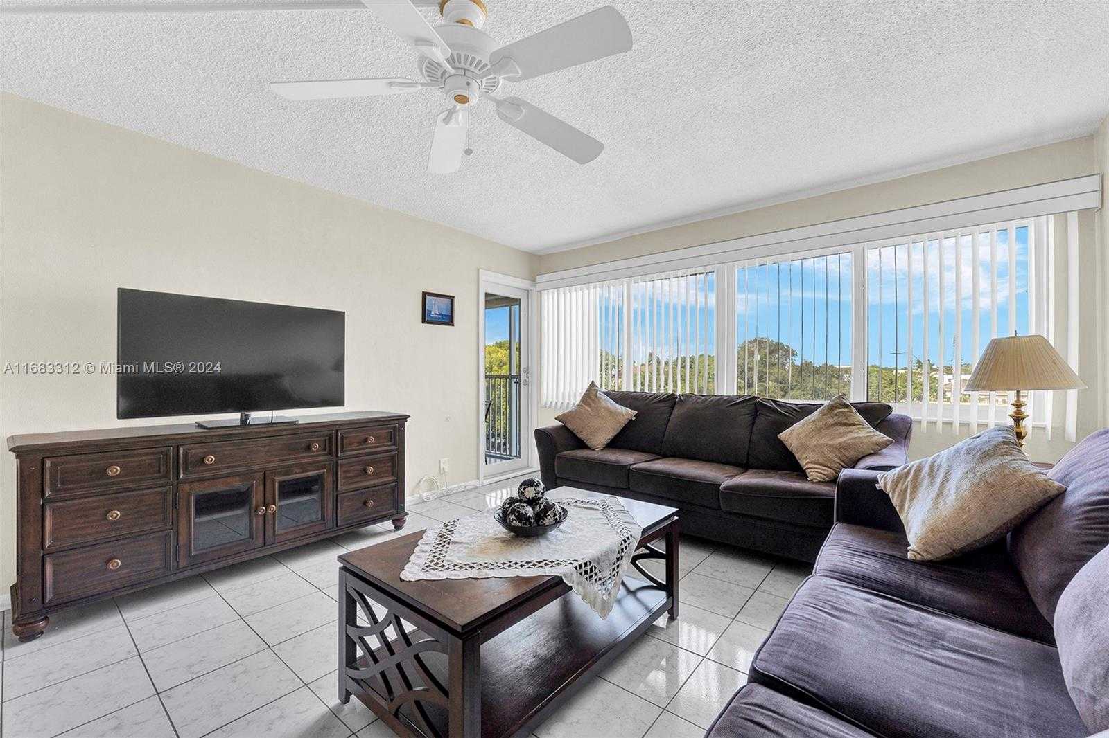 Small Image of 330 SOUTH EAST 2ND ST #303F, Hallandale Beach Number 13