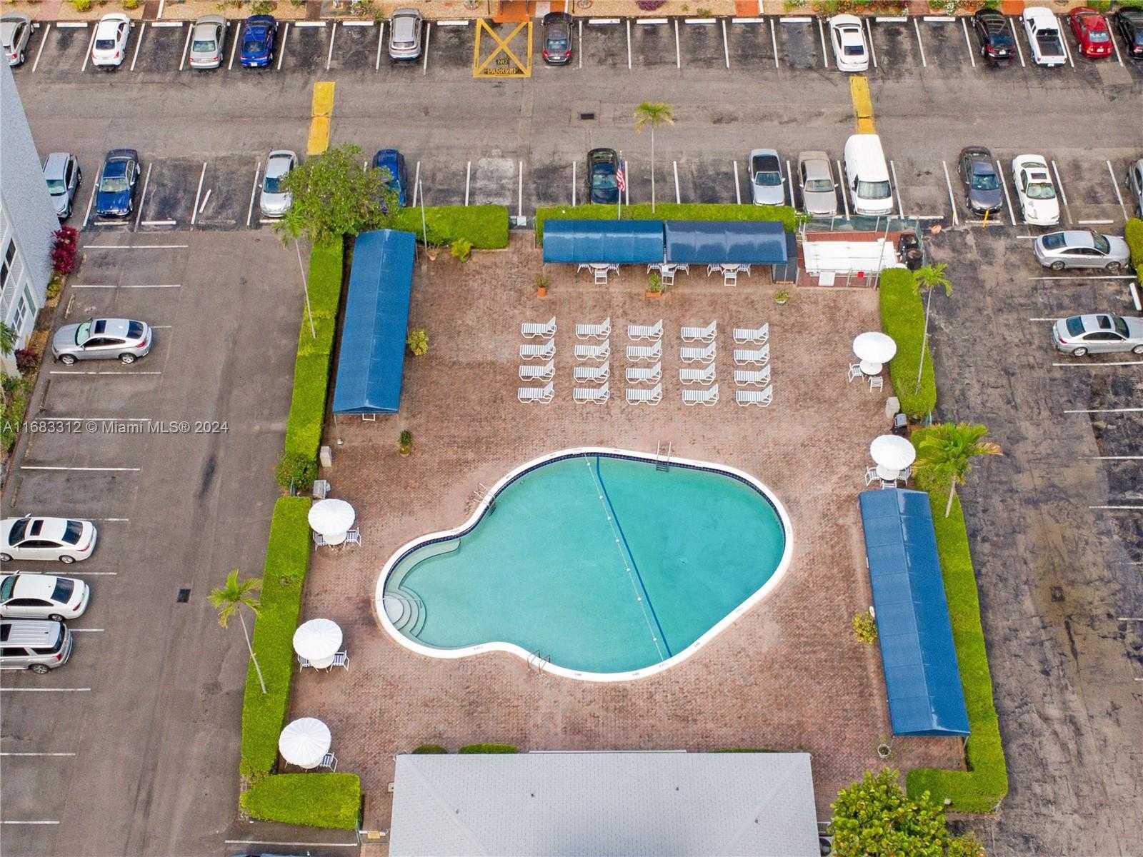 Small Image of 330 SOUTH EAST 2ND ST #303F, Hallandale Beach Number 24