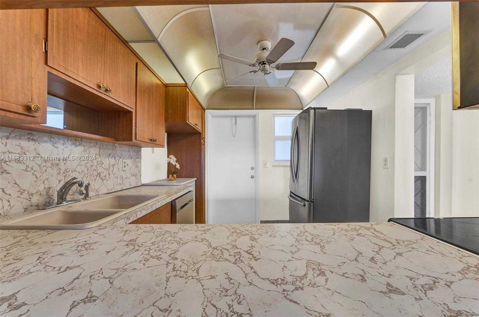 Small Image of 330 SOUTH EAST 2ND ST #303F, Hallandale Beach Number 6