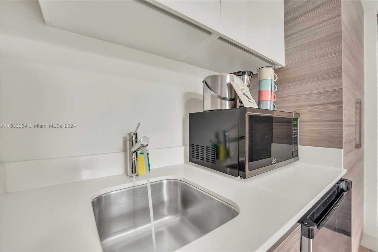 Small Image of 777 NORTH OCEAN DR #S314, Hollywood Number 29