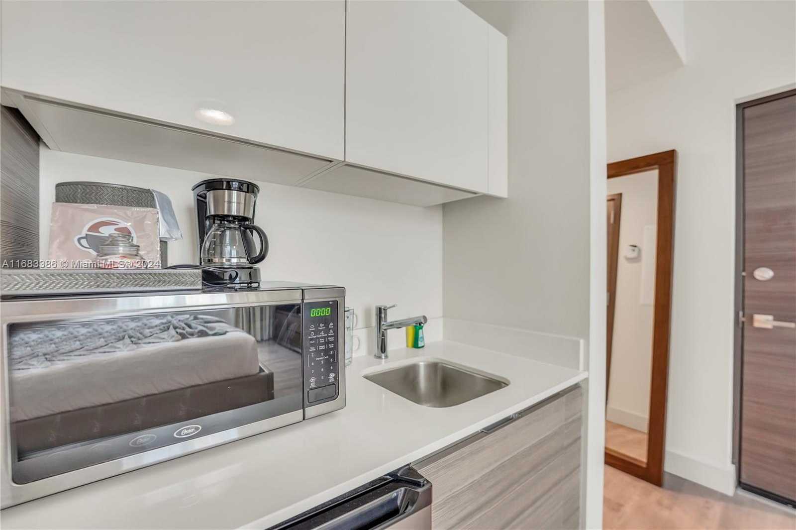 Small Image of 777 NORTH OCEAN DR #S316, Hollywood Number 18
