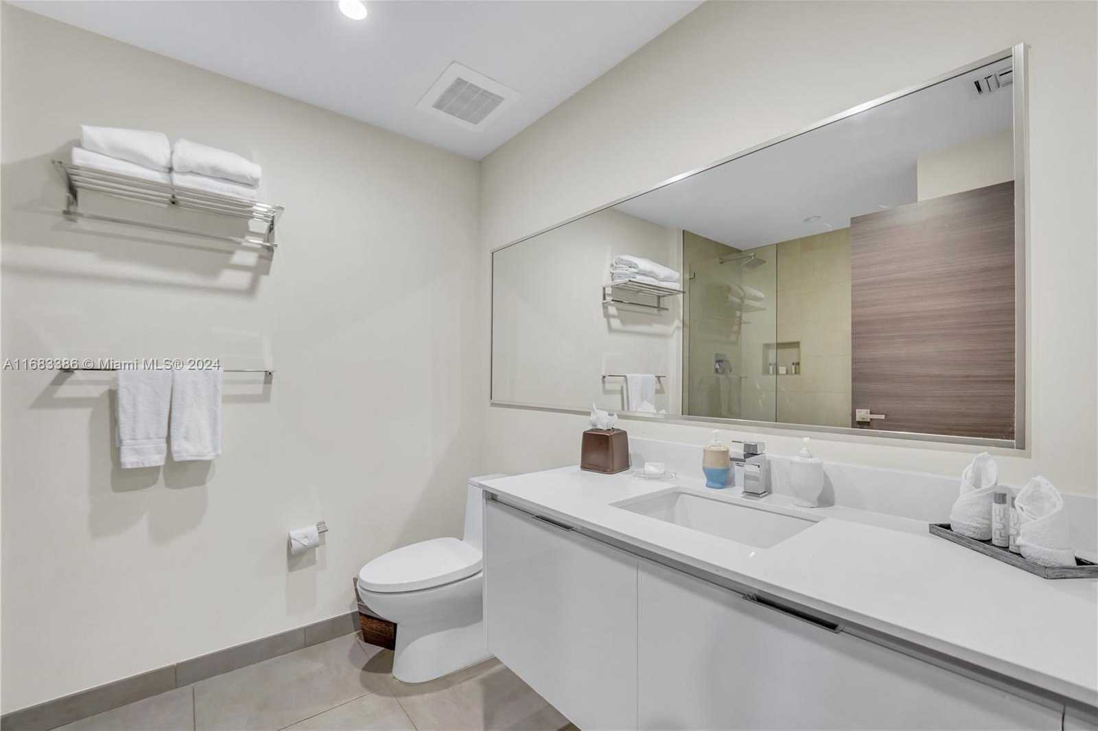 Small Image of 777 NORTH OCEAN DR #S316, Hollywood Number 5