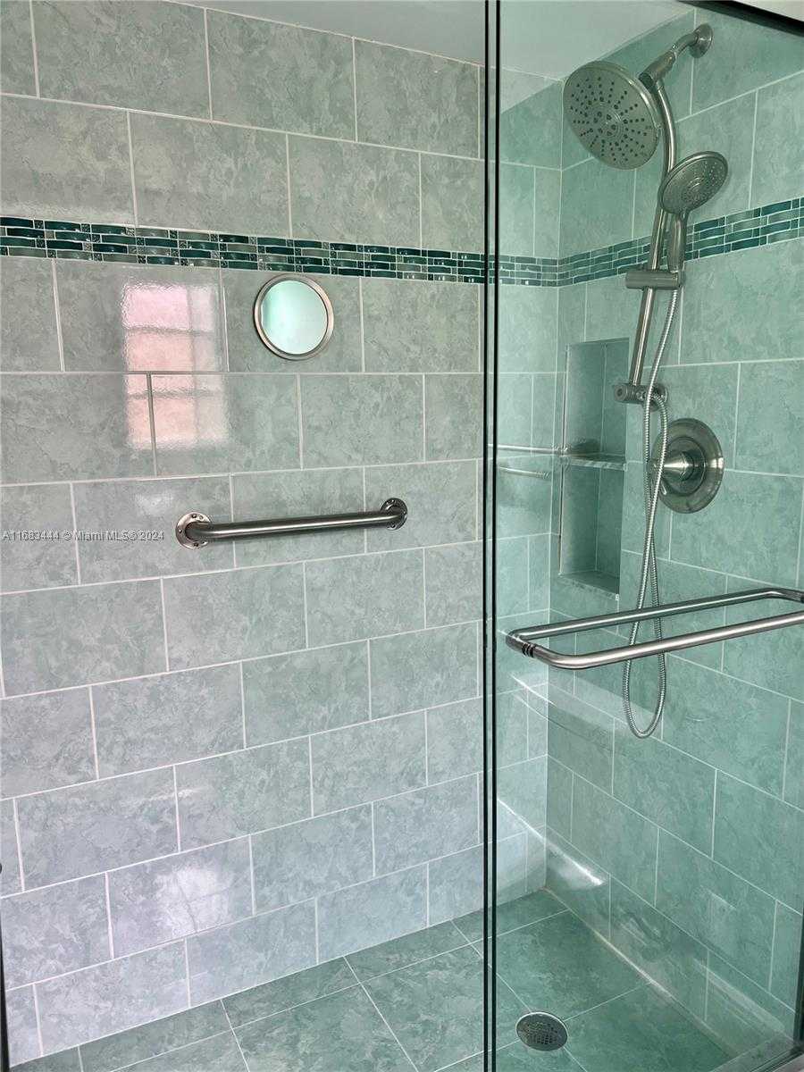 Small Image of 219 NORTH EAST 14TH AVE #401, Hallandale Beach Number 20