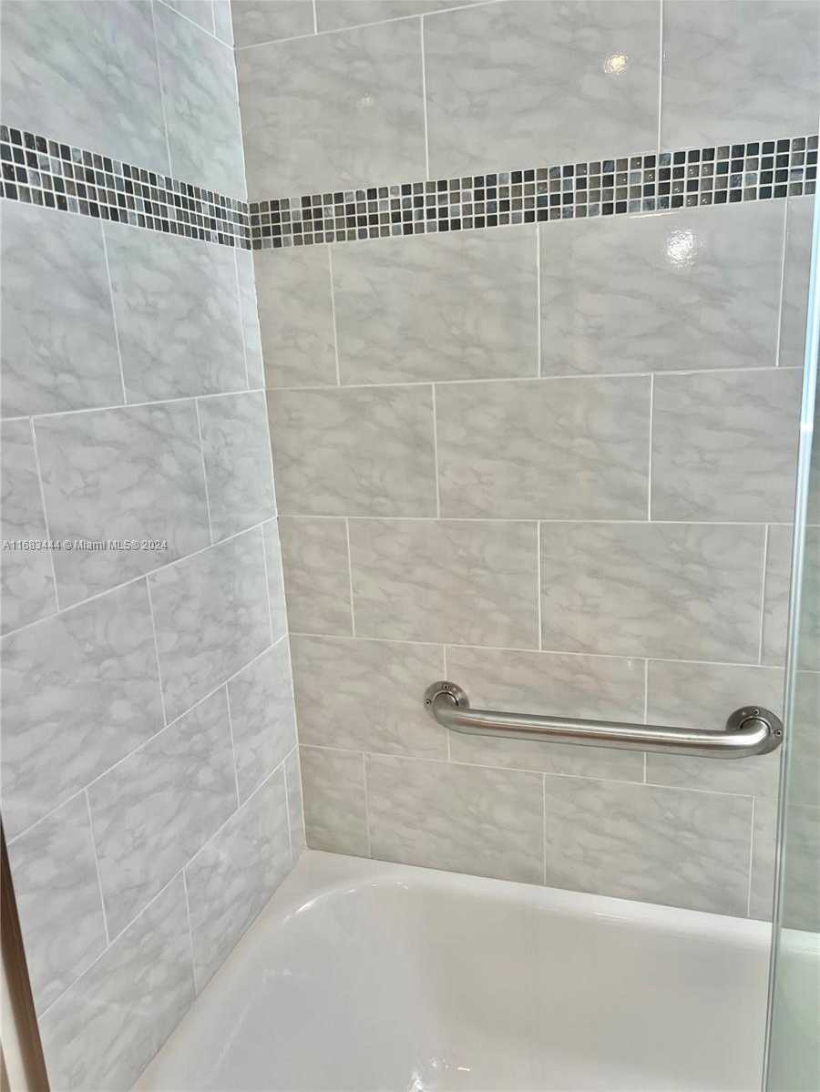 Small Image of 219 NORTH EAST 14TH AVE #401, Hallandale Beach Number 29