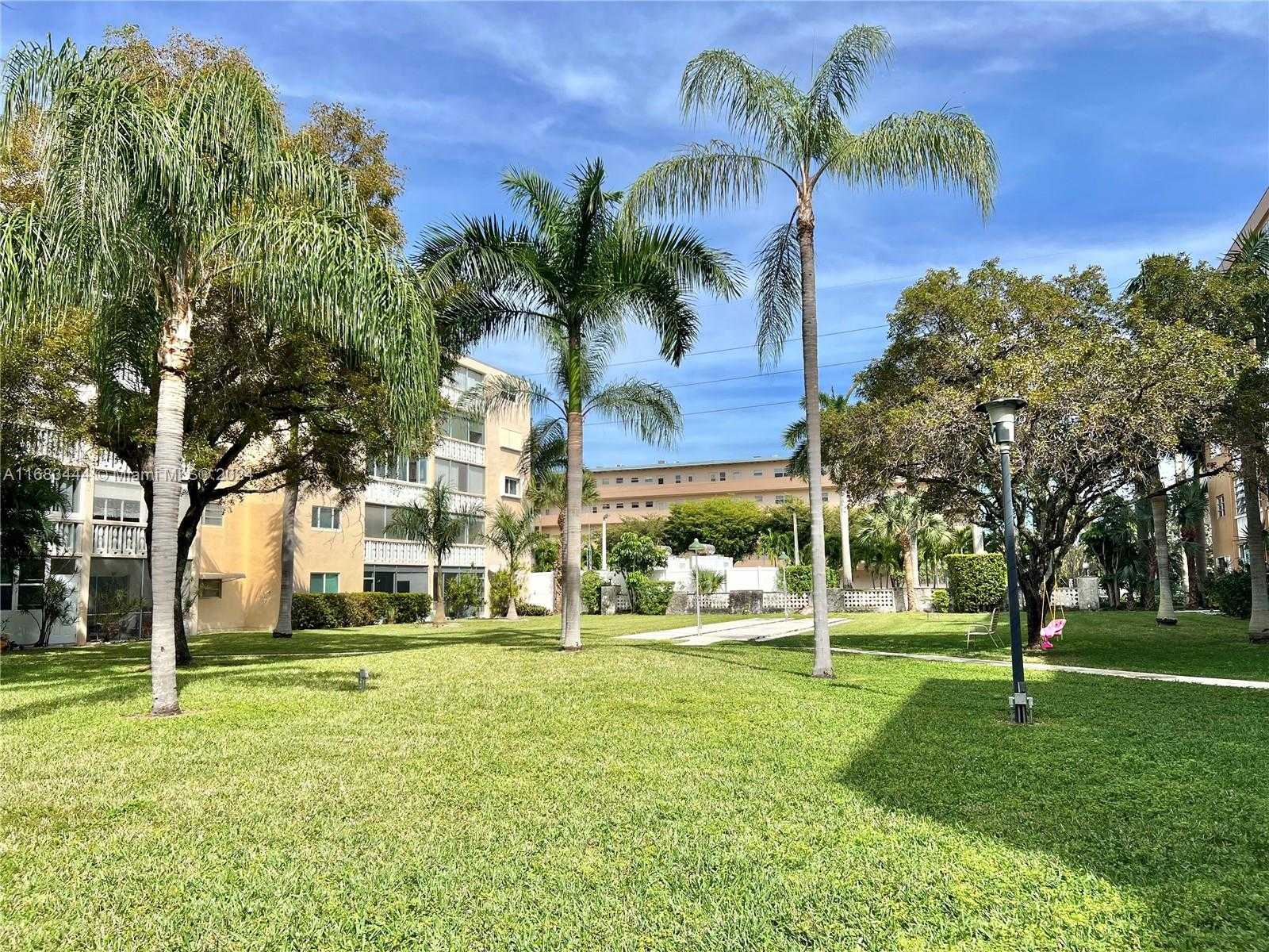 Small Image of 219 NORTH EAST 14TH AVE #401, Hallandale Beach Number 36